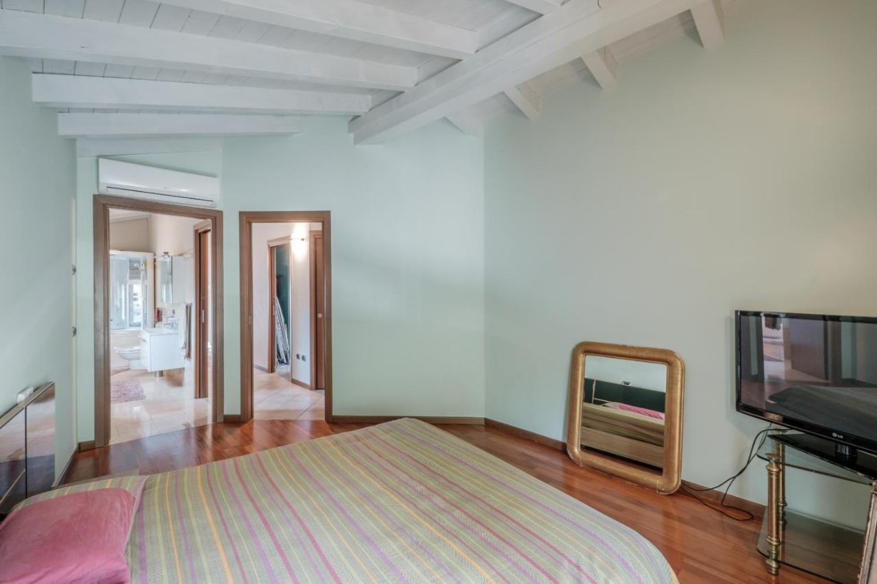 Appartement Casa Dana à Sale Marasino Extérieur photo
