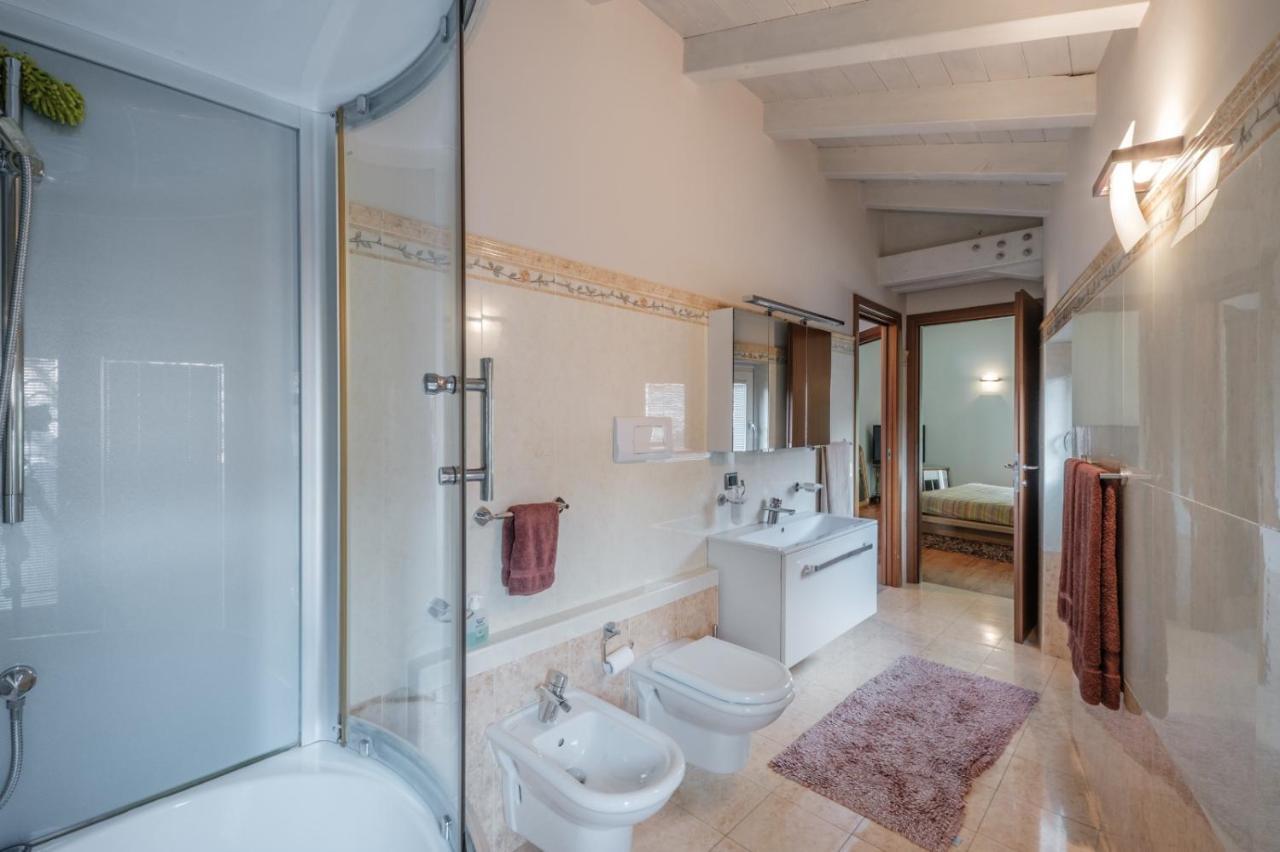 Appartement Casa Dana à Sale Marasino Extérieur photo